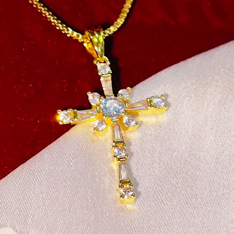 925 Sterling Silver Fashion Temperament Zircon Gold Cross Pendant Necklace Birthday Party
