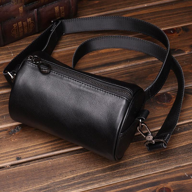 

Leather Retro Casual Versatile Cowhide Small Bucket Bag for Men and Women, Single Shoulder Crossbody Bag, Foreskin Shoulder Strap, Pillow Bag
