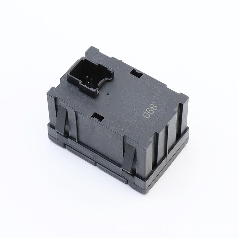 6M2T19K314AC: Electric Seat Heating Switch for 07-10 Ford Mondeo.