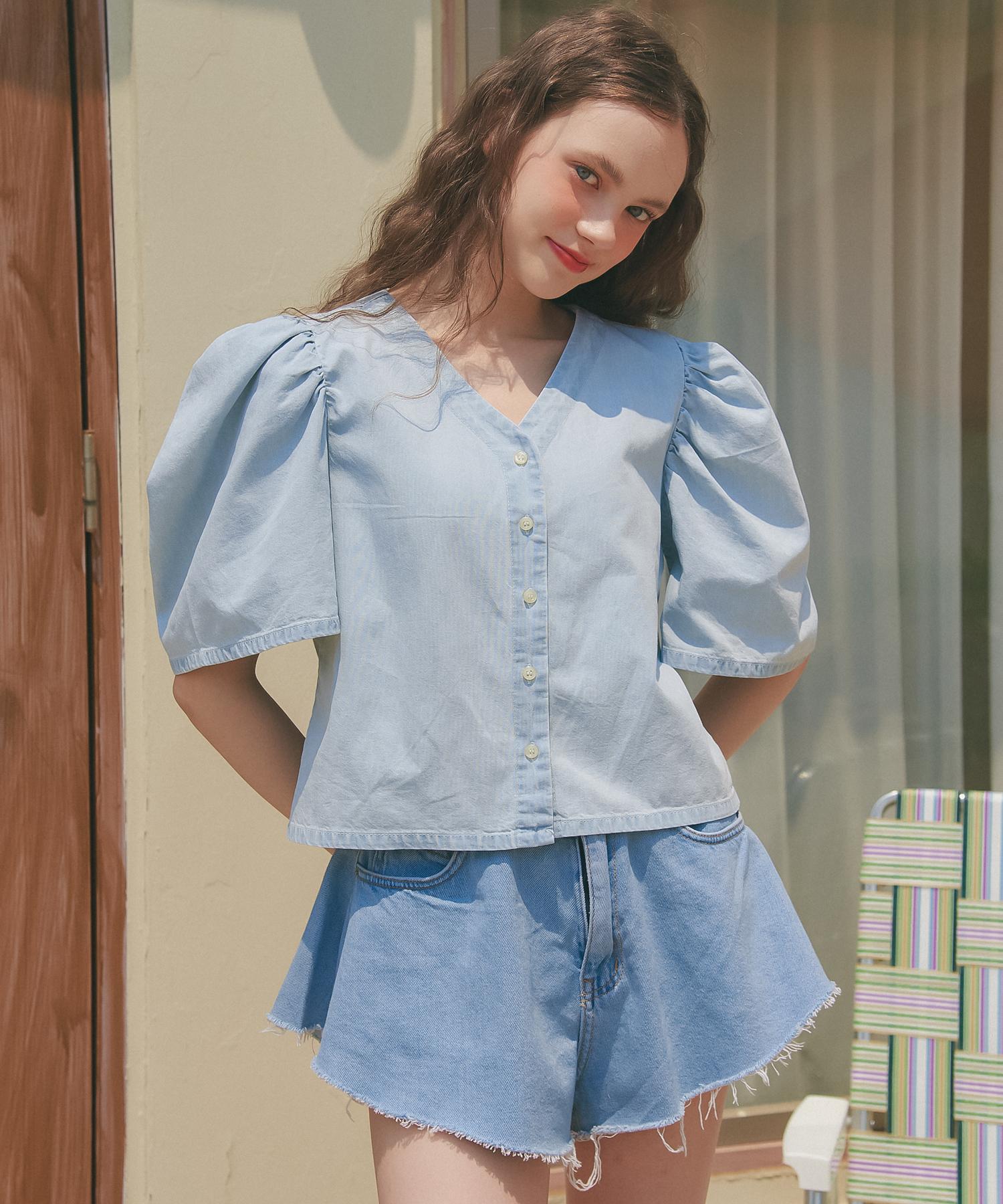 Unknown Planet Up-236 V-Neck Shirred Sleeve Blouse Light Blue Free