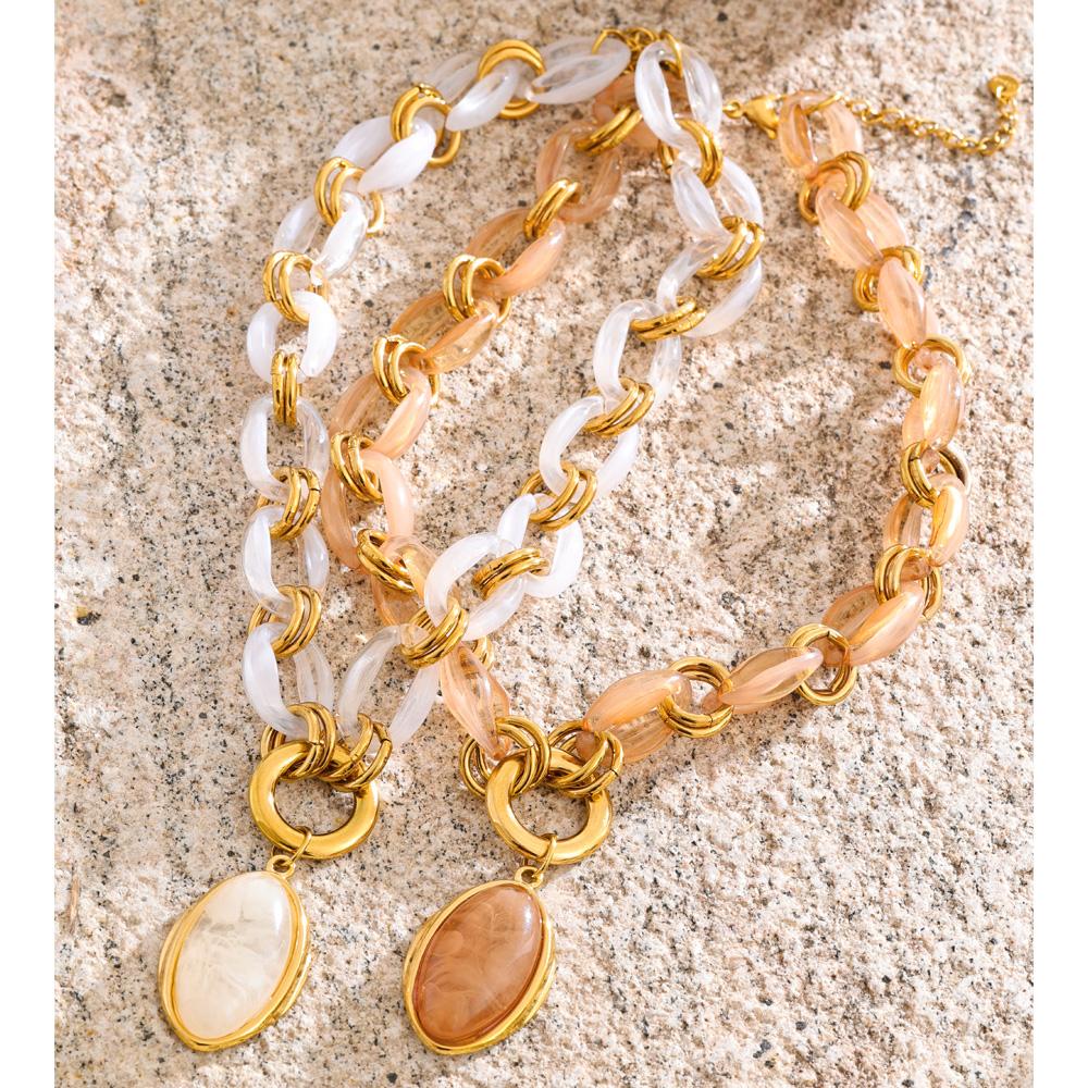 Yhpup Harz Acryl Handgefertigte Kette Ovaler Anhänger Mode Statement Halskette 18K Gold PVD Beschichtet Trendiger Wasserdichter Schmuck Geschenk