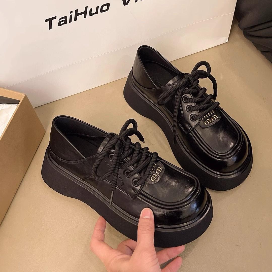 

Британский стиль туфли на платформе женские шнурки весна 2025 новый ретро универсальный повседневный увеличивающий рост туфли-бублики одинарные женские 35 чёрный