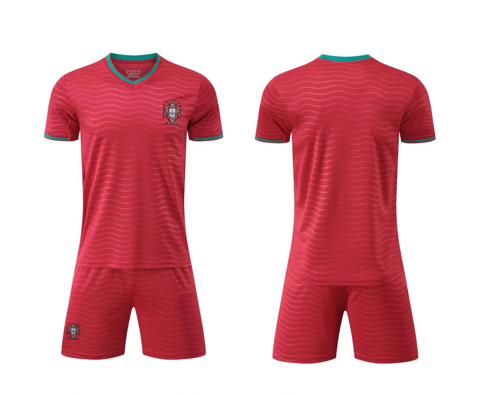 Футбольная форма сборной Португалии: Домашние красные шорты, размеры формы 14-3XL (Дети и взрослые) Children s 18/110cm