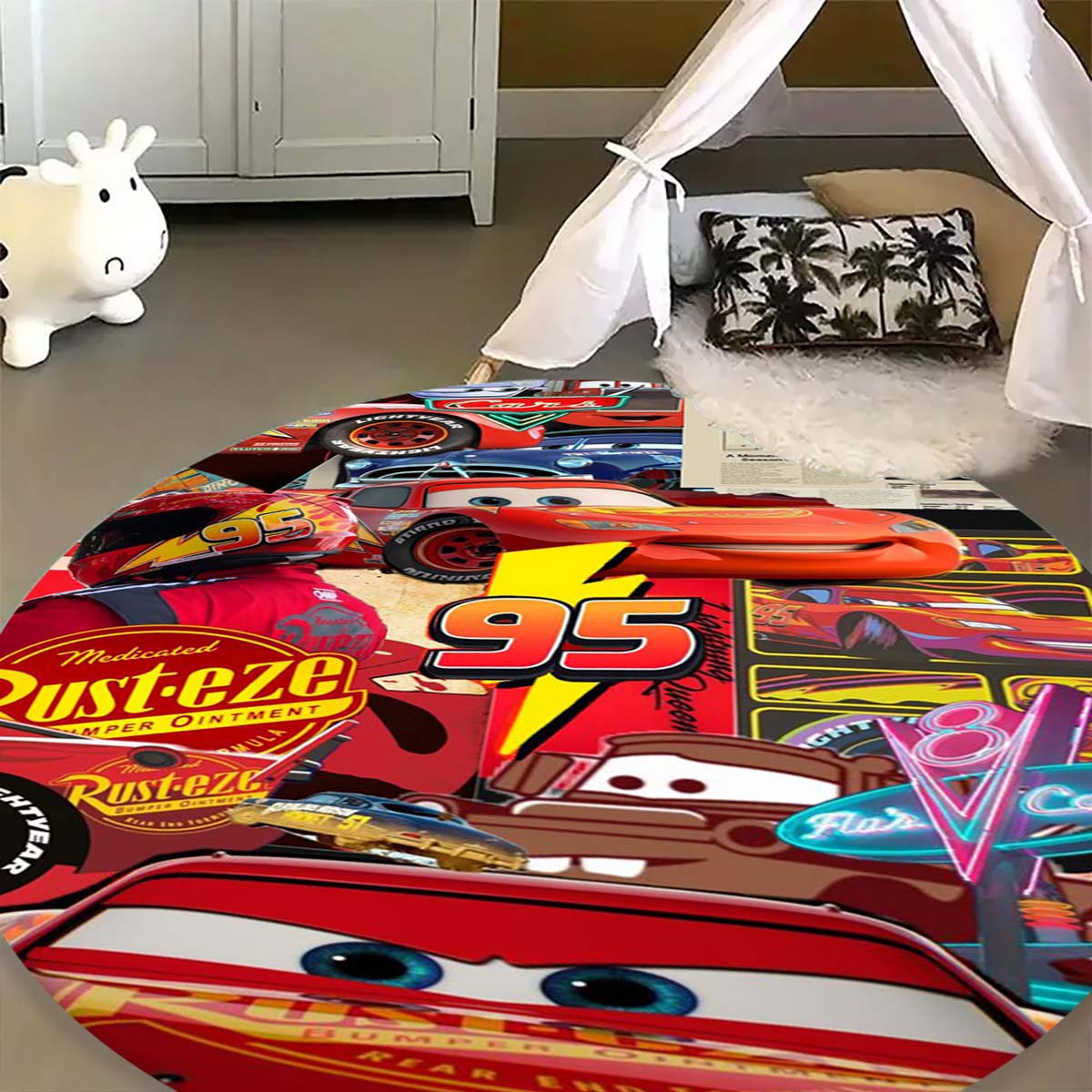 

Fashion Racing Car Round Carpet Non-Slip Circle Area Rug Lightning McQueen Pattern for Kids Bedroom Playroom 80cmx80cm