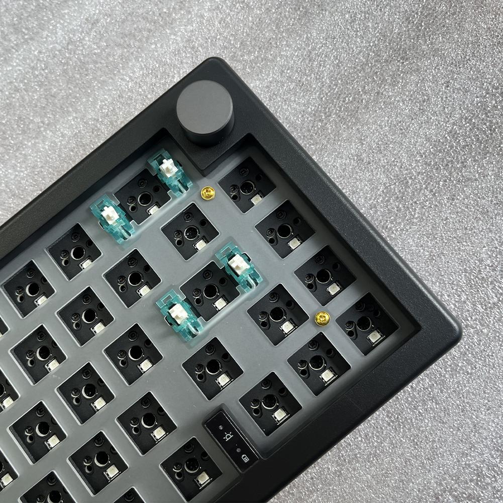 GMK67 Mechanische Tastatur, kabellos, RGB, austauschbar, individuelles mechanisches Tastatur-Kit, RGB-Hintergrundbeleuchtung für Desktop-PC, kein Schalter
