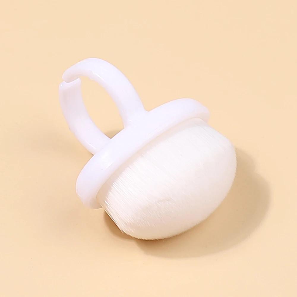 

Пластиковая щетка для ногтей с защелкивающимся кольцом, овальный инструмент для маникюра с гелем 1pc