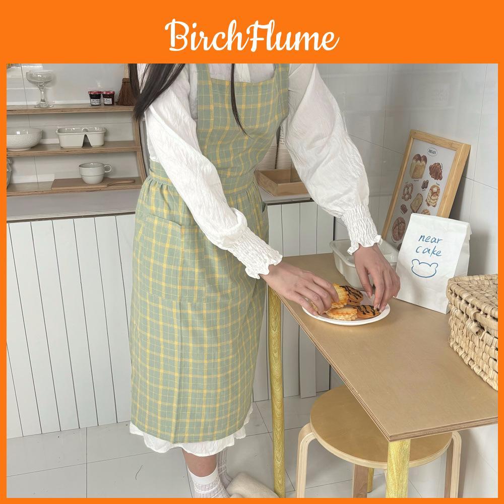 Cotton Sleeveless Apron With Fresh Checkered Pattern For Kitchen And Cafe Use