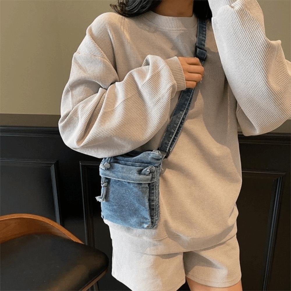 Large Capacity Canvas Crossbody Bag Zipper Closure Messenger Bag Denim Shoulder Bag  Office Use