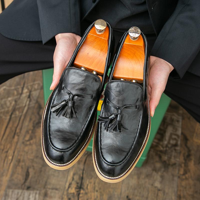 Fashion Original Classic Men's Black Leather Shoes Handmade Tassel Wedding Loafers for Men Comfortable Soft Sole Casual Flat Shoes 38-47