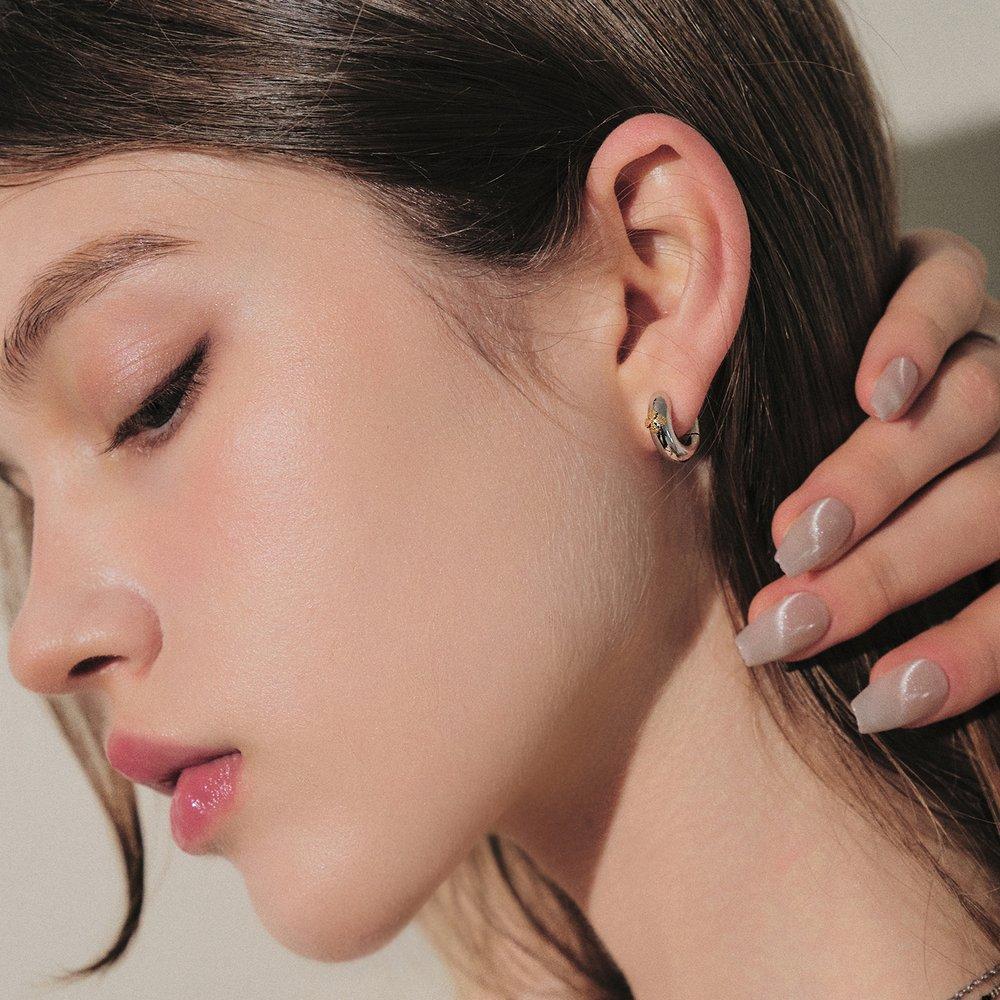 Epoch Diana Mini Hoop Earrings