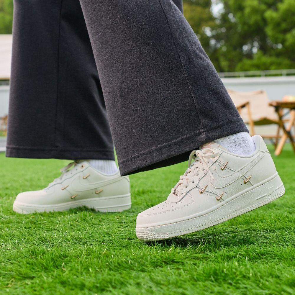 

Nike Air Force 1 07 LX CN Sail Gold Mini Swooshes (Women s) 36.5