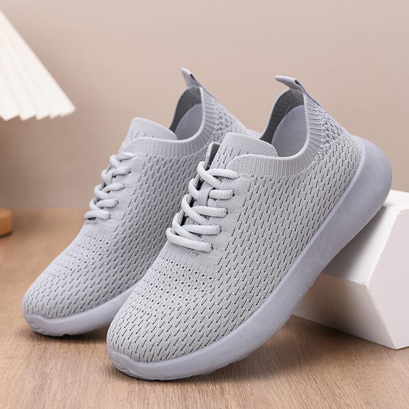 New Sports Shoes Women's Versatile Running Shoes Fly-woven Breathable Mesh Shoes Women's Mesh Casual Shoes