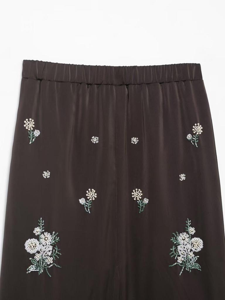 Autumn 2025 European Style Women's Mid-Length Sequin Embroidered Skirt