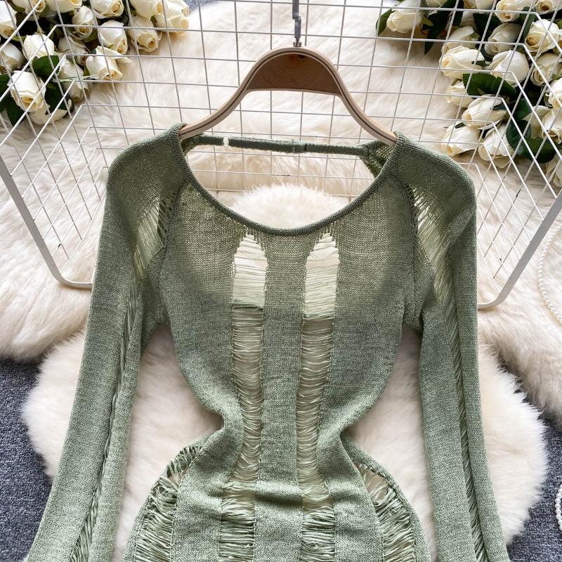 Abito lavorato a maglia senza schienale elegante scava fuori Abito da donna elegante a maniche lunghe sexy Mini abiti a matita Abito coreano sottile di moda di base sottile femminile 2024