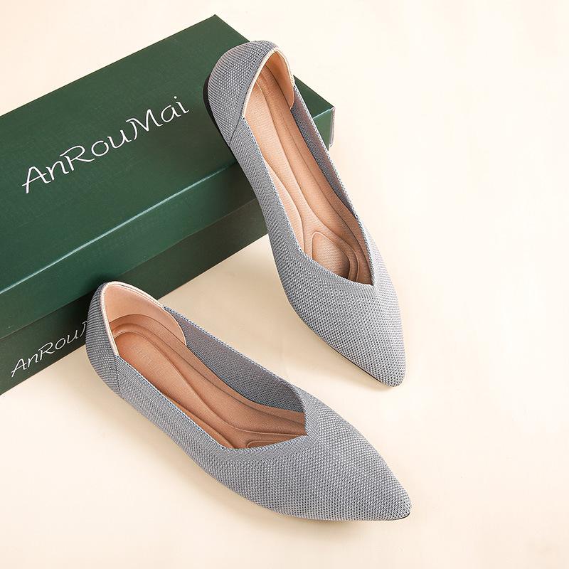 Modische, flache, spitze, gewebte Damenschuhe mit flachem Boden