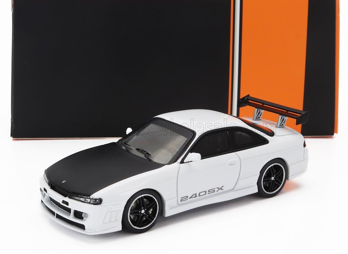 

IXO Миниатюрная модель автомобиля 1/43 Nissan 240SX 1997 (белый) белый