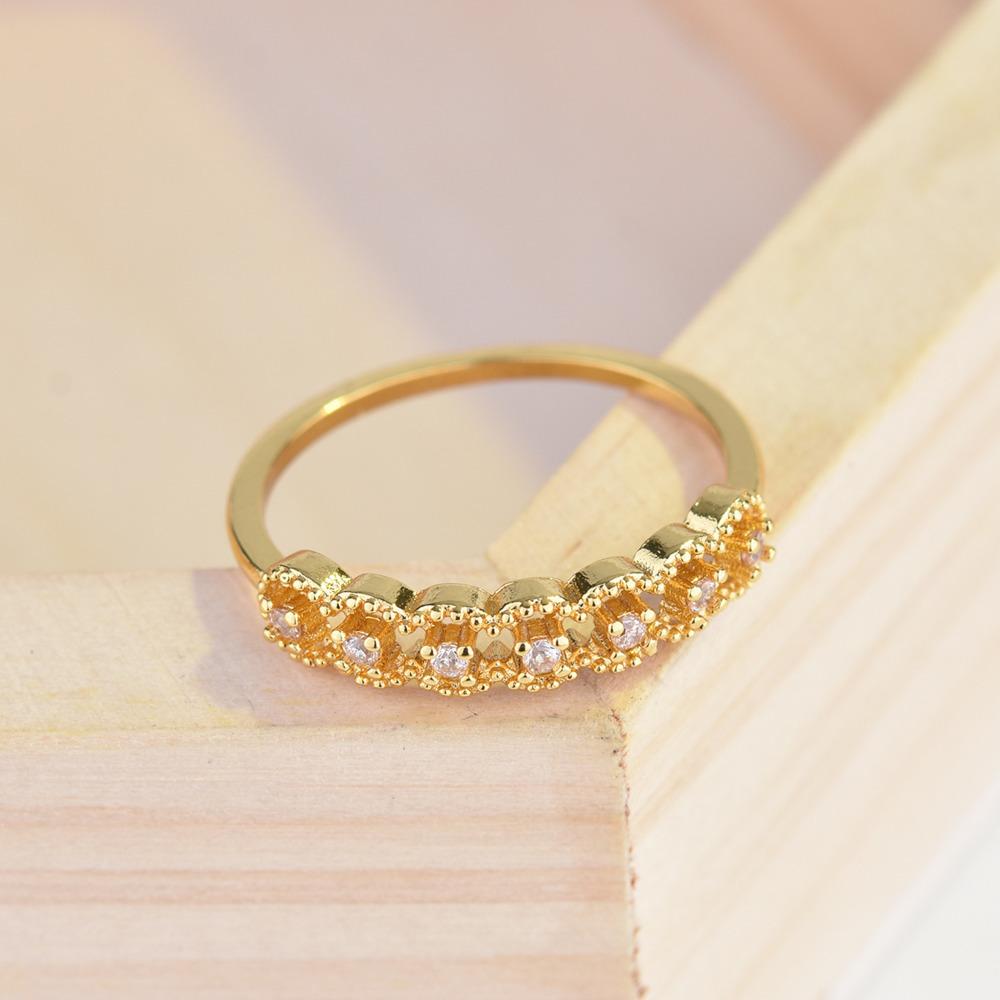 WOSIKATE Vintage Hollow Lace Copper18k Gold Plated Zirconia Ring For Women Fashion Jewellery Simple Party Finger Ring