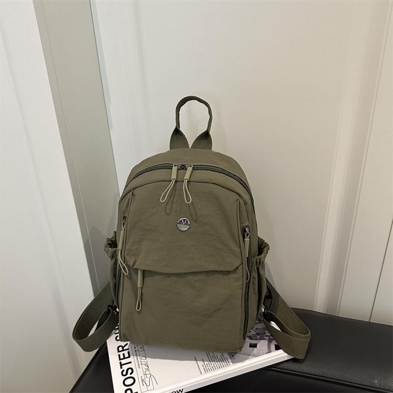 

Новый многофункциональный однотонный простой женский рюкзак модный, легкий и универсальный повседневный уличный маленький рюкзак женский зелёный