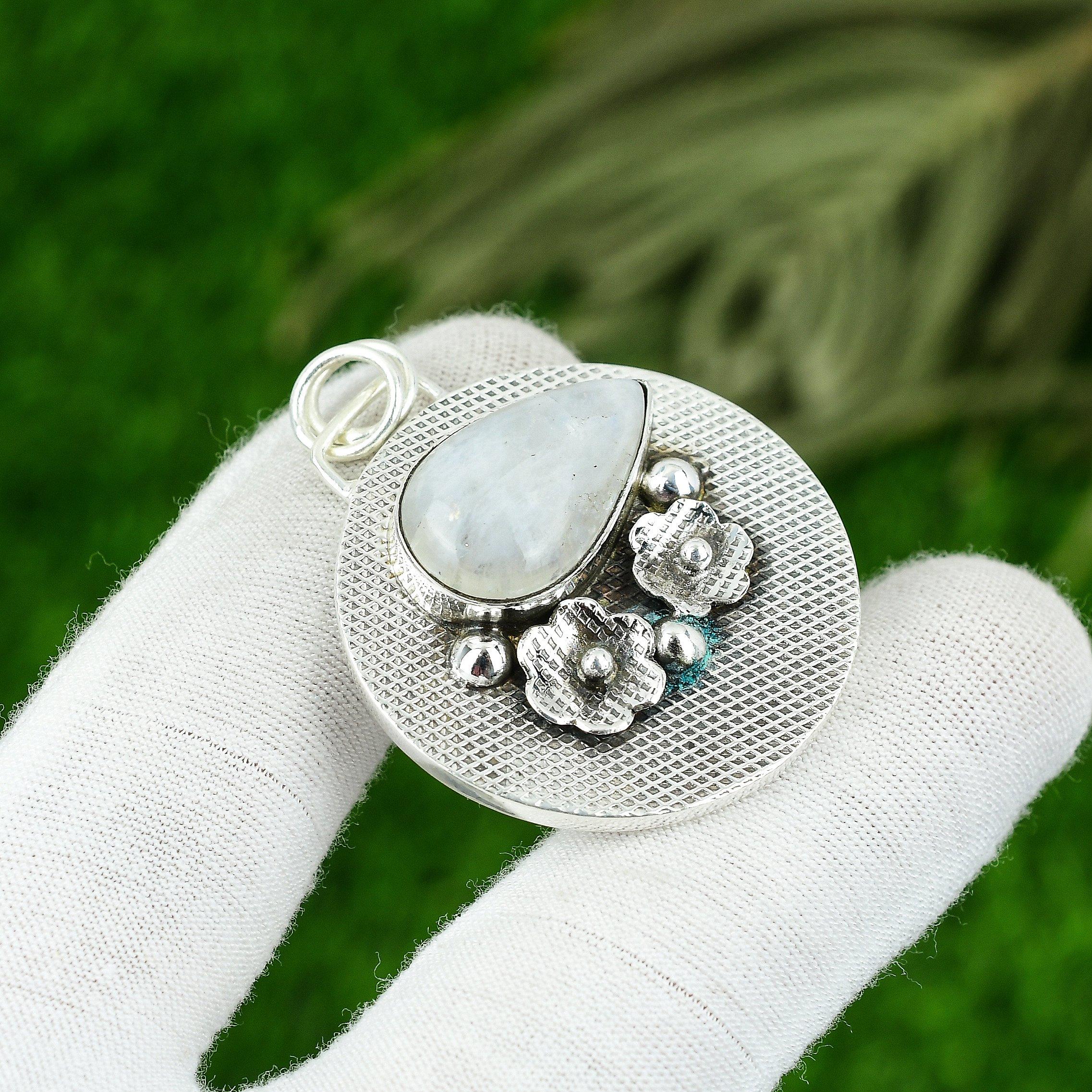 

Подвеска с натуральным радужным лунным камнем, белое серебро 925 пробы