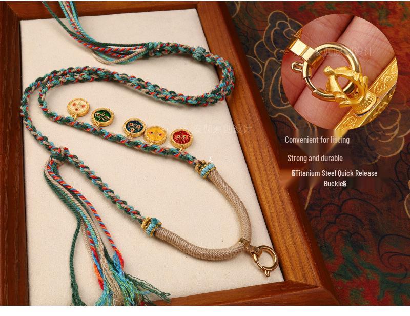 

Подвеска в виде тигра: Плетёный вручную тибетский шнурок-амулет с нефритом Хэтянь и быстросъёмной пряжкой, дизайн танка