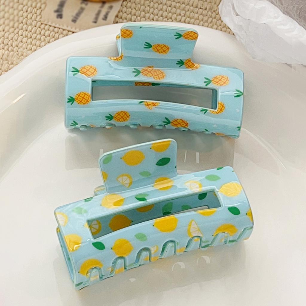 2Pcs Fruit Pattern Fun Hair Claw Clip,Summer Cute Fruit Hair Clip Jewelry for Women/Girls,Large Hair Claw Clip for Women