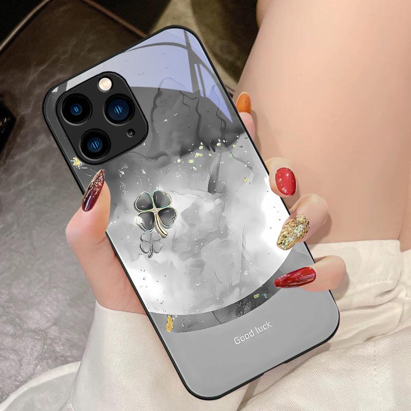 Four Leaf Clover Gradient For IPhone 16 Pro Max 15 Pro 14 13 12 Mini 11 XS Max XR 7 8 Plu SE 2022 Tempered Glass Phone Case