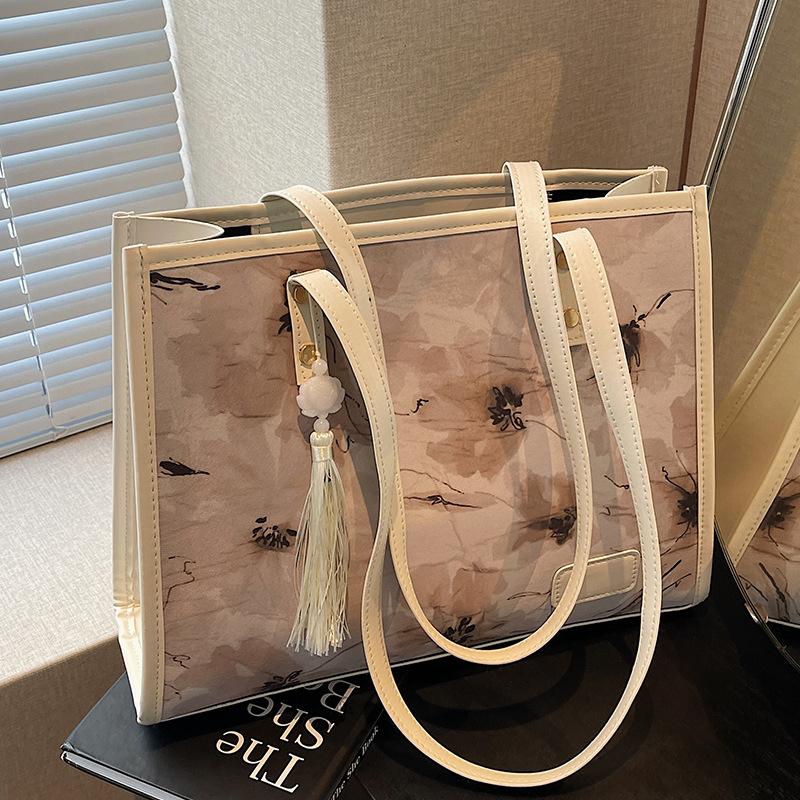 French Niche Large Capacity Bag Autumn and Winter Versatile Hand-held Shoulder Bag Commuter Student Tote Bag