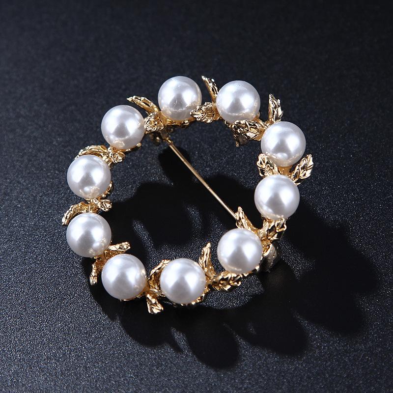 Accessories Simple Atmosphere Pearl Round Ring Tree Leaves Brooch Pins Anti-travelling Silk Scarf Clasp Women's Clothing Accessories