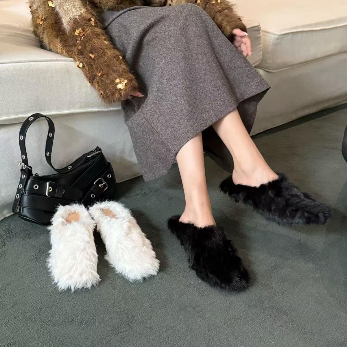 

2025 новый осенне-зимний мохнатый короткий клатч-стилет, ленивый полусапог, модная полусапожка, женская обувь, трендовая обувь 39 бежевый