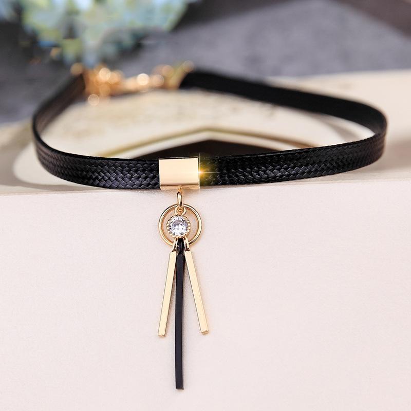 Sexy tassel choker necklace women's trendy short collarbone chain simple neck jewelry neck strap