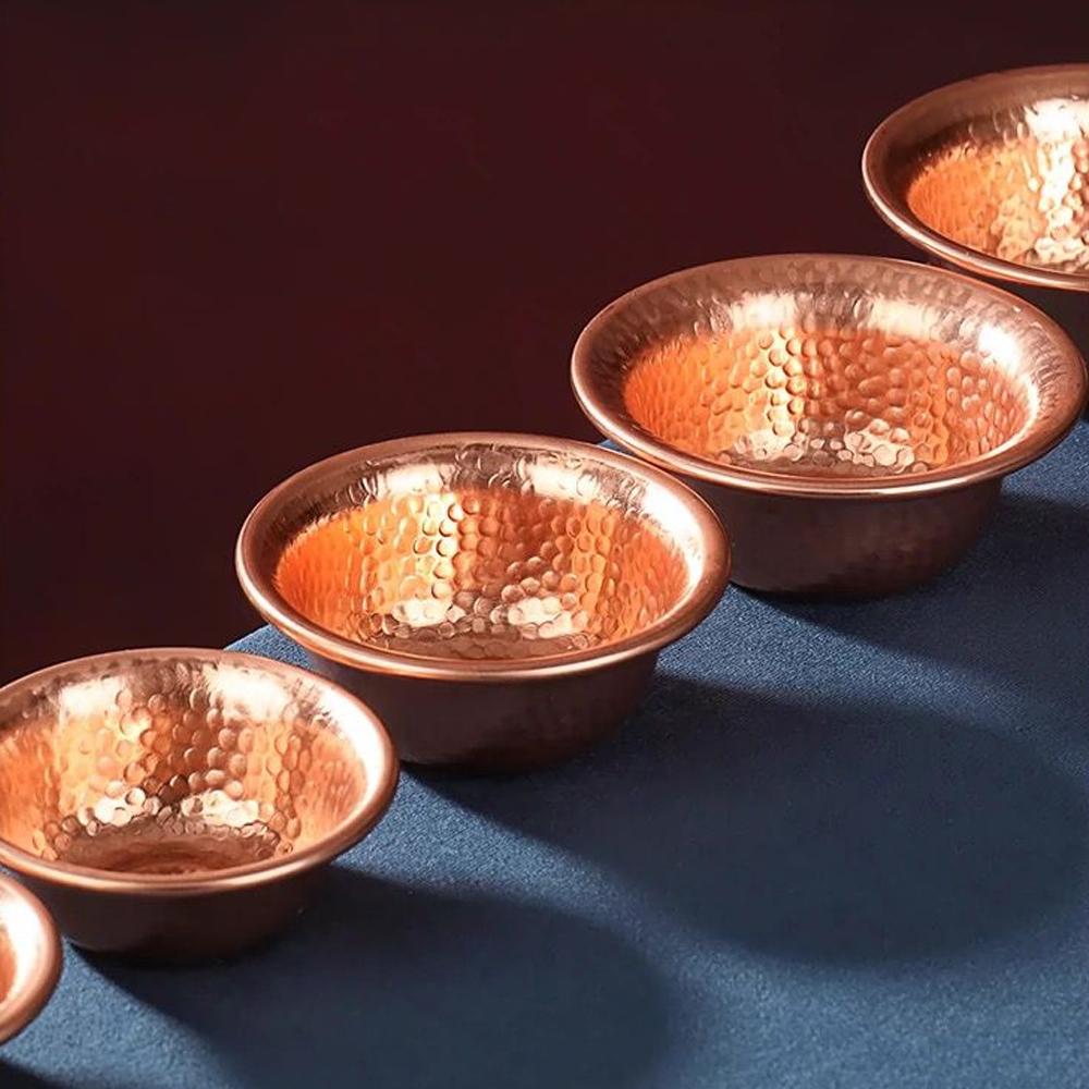 Bol de alimentare cu apă din cupru pur nepalez, cu model de ciocan lucrat manual, bol cu ​​apă sfințită pentru provizii budiste Buddha