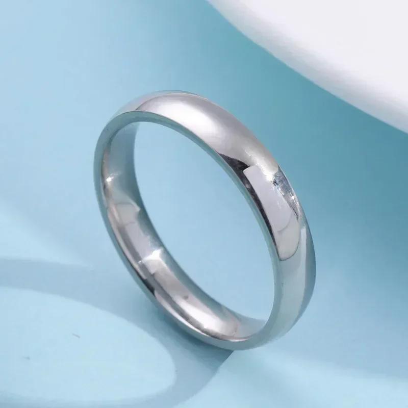 Fashion Simple Smooth Stainless Steel Ring for Women and Men Classic Couple Rings Wedding Engagement Jewelry