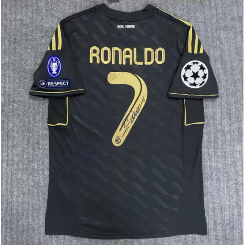 Retro Soccer Jersey Signed Edition Cristiano Ronaldo Beckham Kaka Ronaldinho Messi Short Sleeve Football Shirt Men Women
