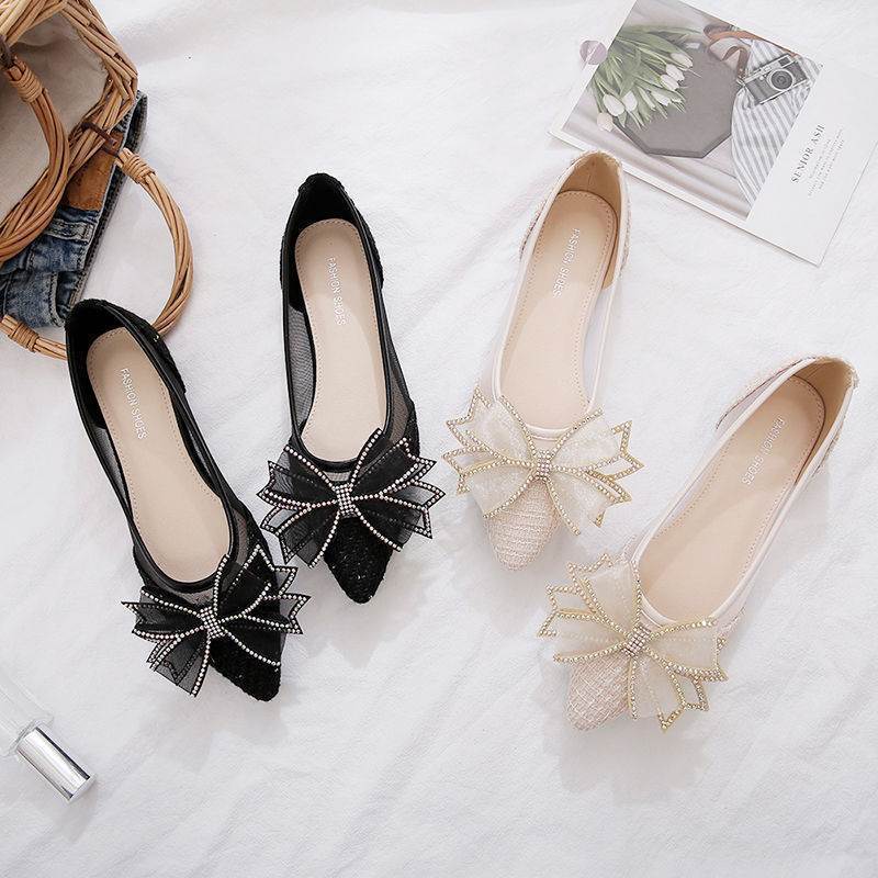 Summer new flat bottom breathable shallow mouth women's single shoes pointed bow student with skirt Doudou shoes hollow ladyshoes