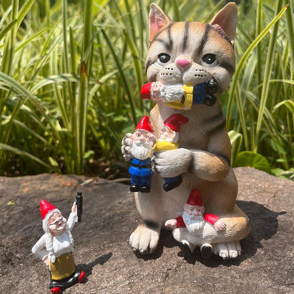 Zwerg mampfende, schelmische Katze, urkomische, katzenfressende Zwergenstatue aus Kunstharz, Gartenskulpturen, Statuen zur Einweihungsfeier von Katzenliebhabern