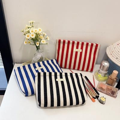 New Portable Stripe Cosmetic Bag Lightweight Large Capacity Storage Bag Multifunctional Handbag Travel