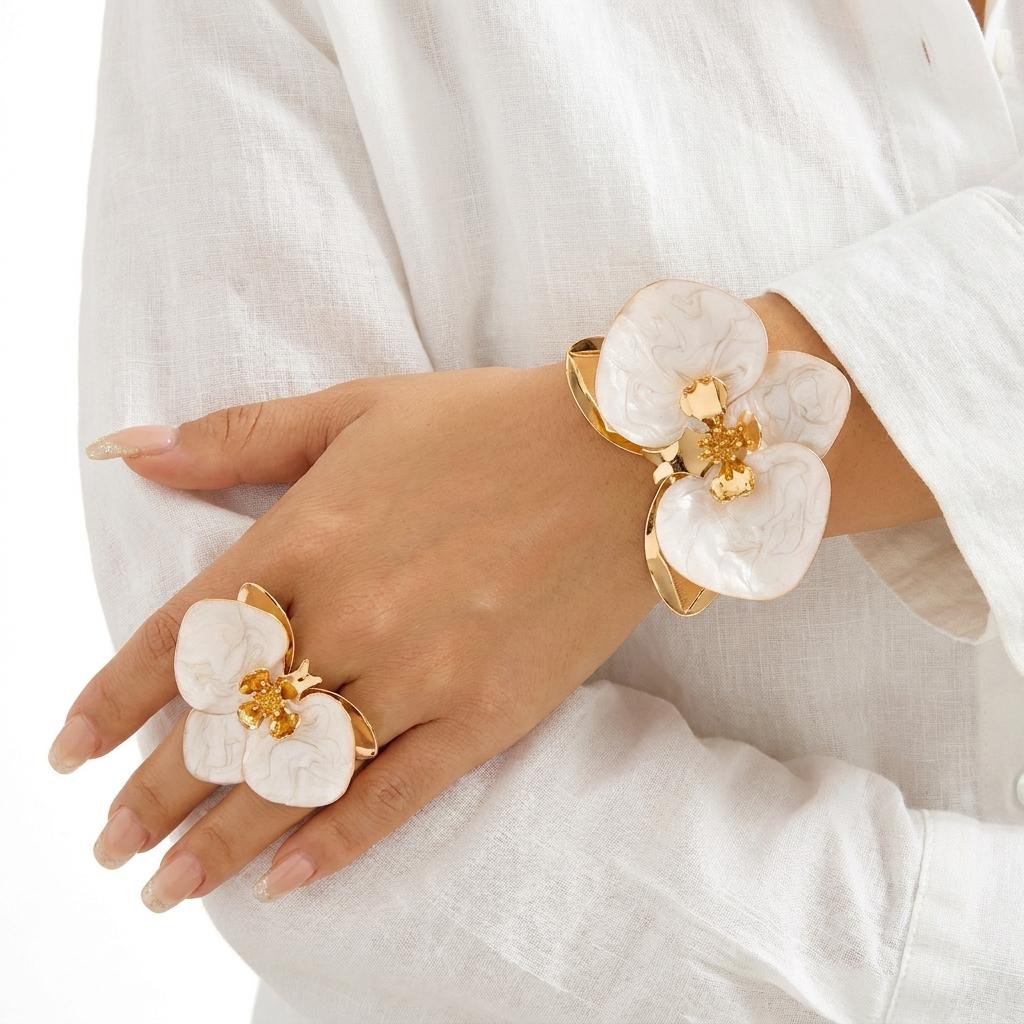 Elegant Exaggerated Metal Flower Jewelry Set for Women Gold Plated Enamel Dripping Oil Floral Finger Ring Bangles Party Jewelry