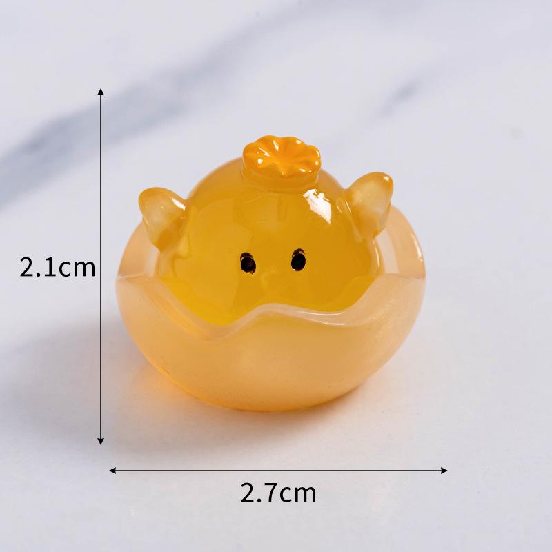 Mikrolandskap Søt Selvlysende Eggeskall Kylling Søt Kylling DIY Smykker Blindpose Tilbehør Skrivebord Bil Dekor