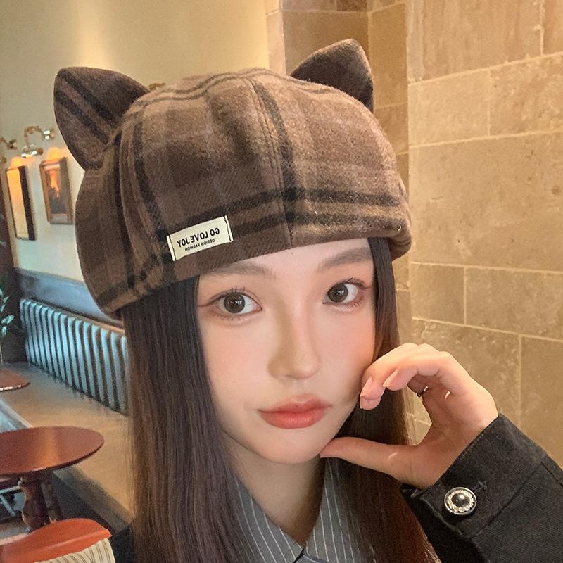 Hat Women's New Style Retro Plaid Cute Cat Ears Beret Japanese Style Autumn and Winter Face Showing Little Painter Hat Trend
