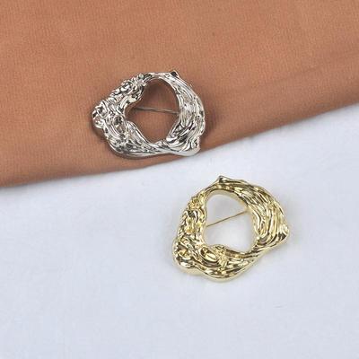 Trendy Gold Silver Color Big Round Brooches For Women Minimalist Metal Irregular Folded Pin Brooch Jewelry Gift