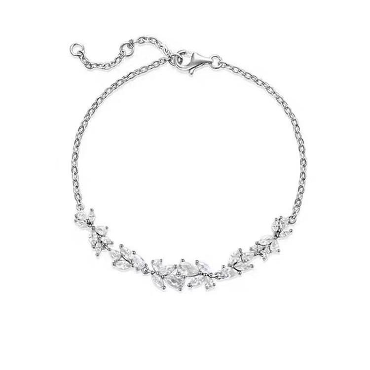 Elegant Wisteria Zircon Bracelet For Women Delicate And Luxurious Design Floral