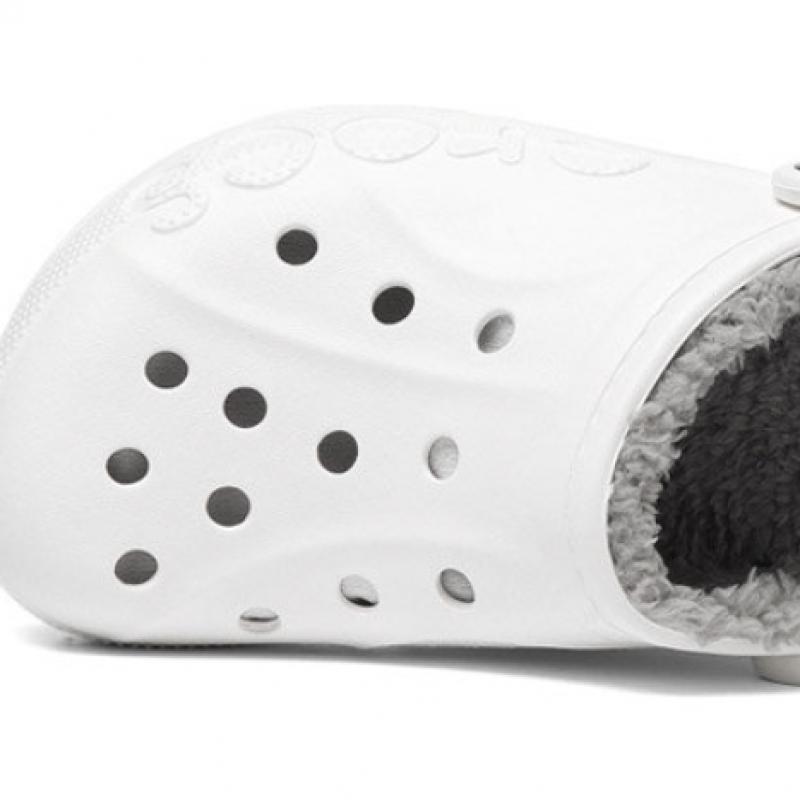Crocs Sabotii Vaya cu captuseala Lana Pantofi de interior 205969 11h
