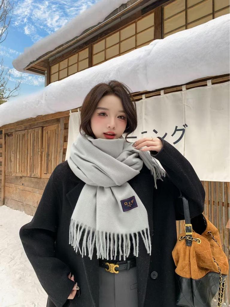 2025 New Korean-Style Women's Christmas Zodiac Red Shawl - Warm Winter Scarf