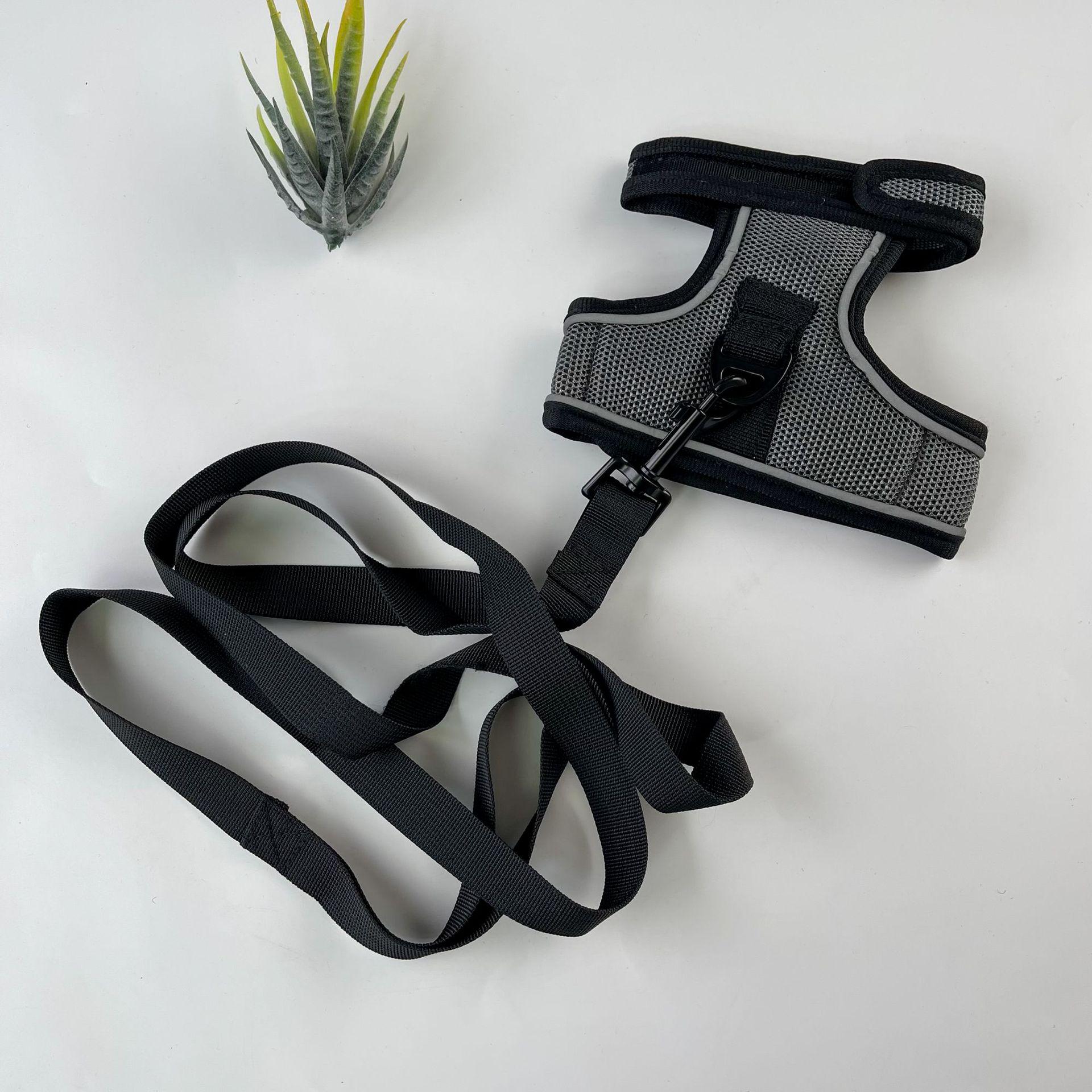 2024 Reflective Nighttime Cat Harness & Leash Set - Escape-Proof, Breathable Design