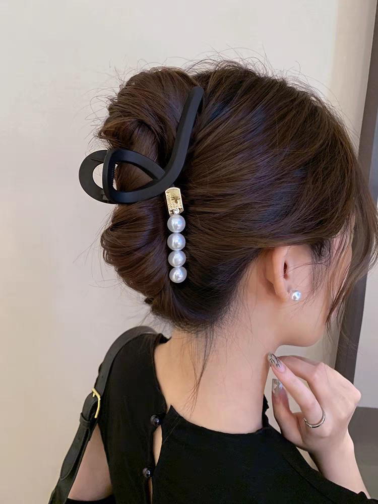Korean Retro Large Claw Clip for Thick Hair - High-End Updo Hair Claw Clip 2025