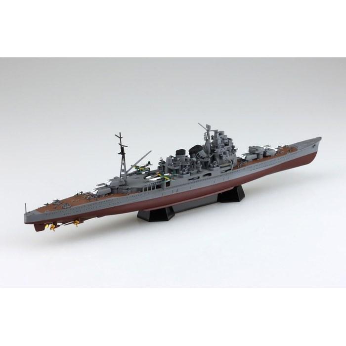 Aoshima 1/700 Warship (Full Hull Model) Japanese Navy Heavy Cruiser Takao 1944 Plastic Model Kit