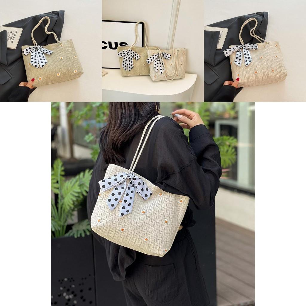 Stylish Woven Tote Bag For Women With Floral Design Ideal For Summer Beach Outings