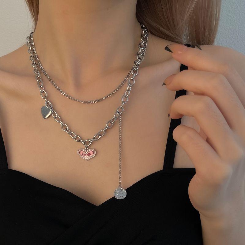

Oukechun Sweet Cool Pink Heart Double-Layer Necklace Ins Trendy Hip Hop Sexy Ornament Niche Sweater Chain for Women Pink Heart double layer necklace