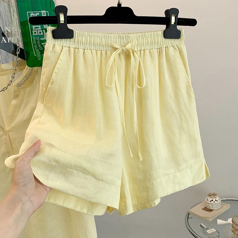 Damen lässiger Anzug aus Baumwolle-Leinen mit Perlen: Kurzarmhemd & Vielseitige Shorts