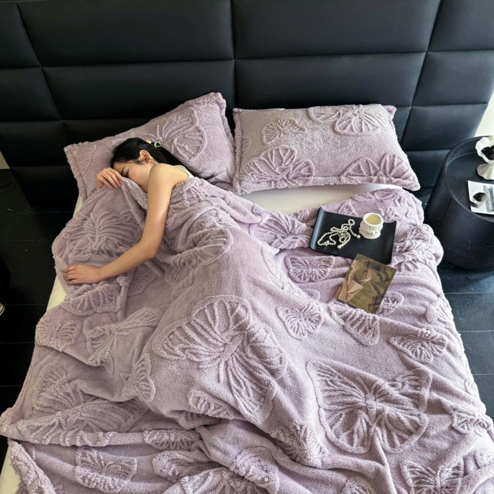 Soft Butterfly Jacquard Flannel Blanket 3D Sleep Blanket Cozy Throw Blanket  for All Seasons 59.06x78.74 in фиолетовый